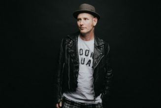 COREY TAYLOR To Embark On Three-Week ‘Social-Distanced’ Solo Tour