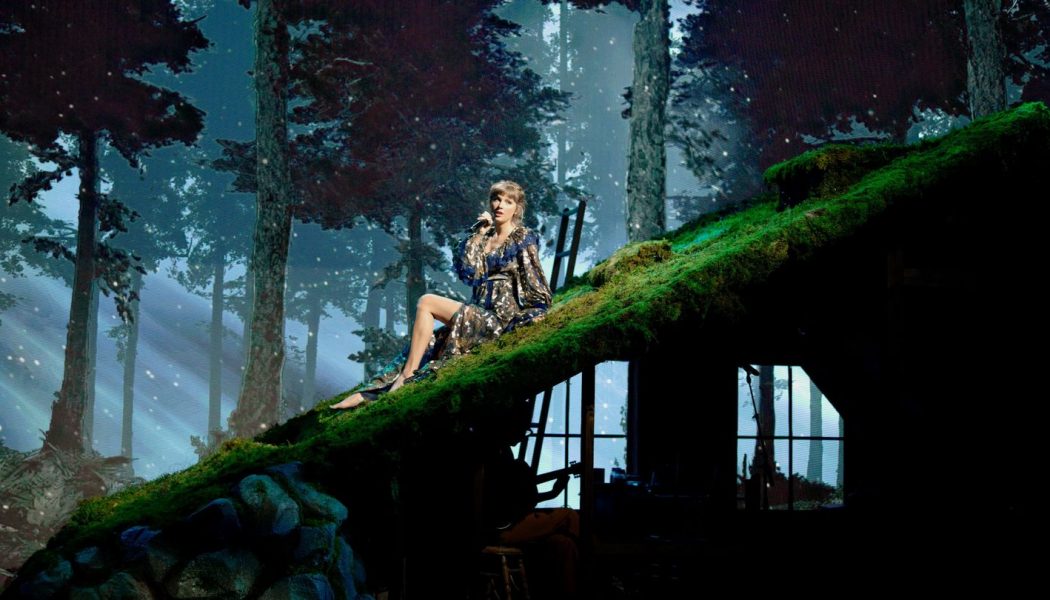 Folklore Or Evermore? Taylor Swift Chose Both At The Grammys