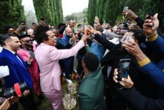 Hip-Hop’s 1st Billionaire Jay-Z Sees Fortune Jump Up 40 Percent