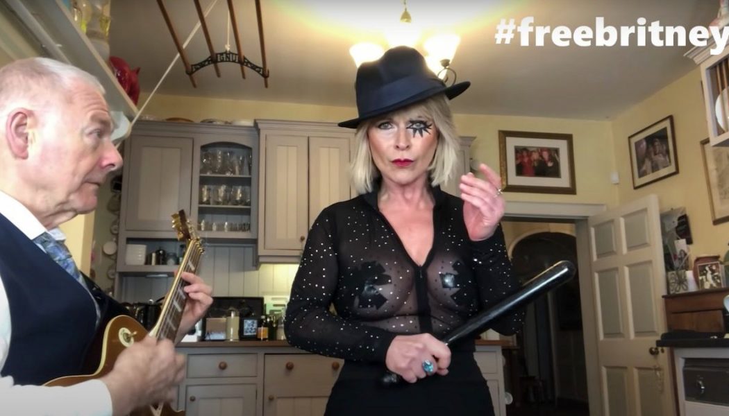 King Crimson’s Robert Fripp and Wife Toyah Cover Britney Spears’ “Toxic”: Watch