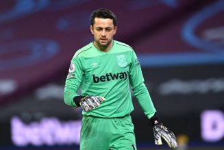 Lukasz Fabianski signs contract extension at West Ham United