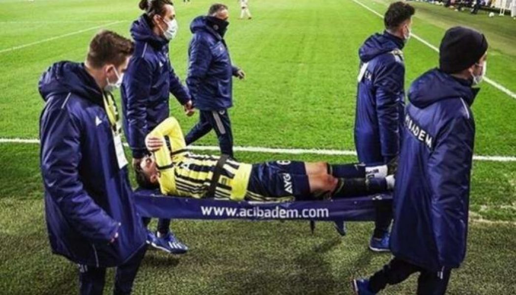 Mesut Ozil nightmare continues after being stretchered off in Fenerbahce tie