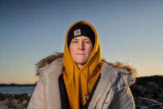 Nathan Evans’ Sea Shanty ‘Wellerman’ Lifts to No. 1 In U.K.