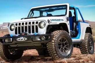 The Red Bare Jeep Gladiator Rubicon Concept Is an Unmissable Trail Truck