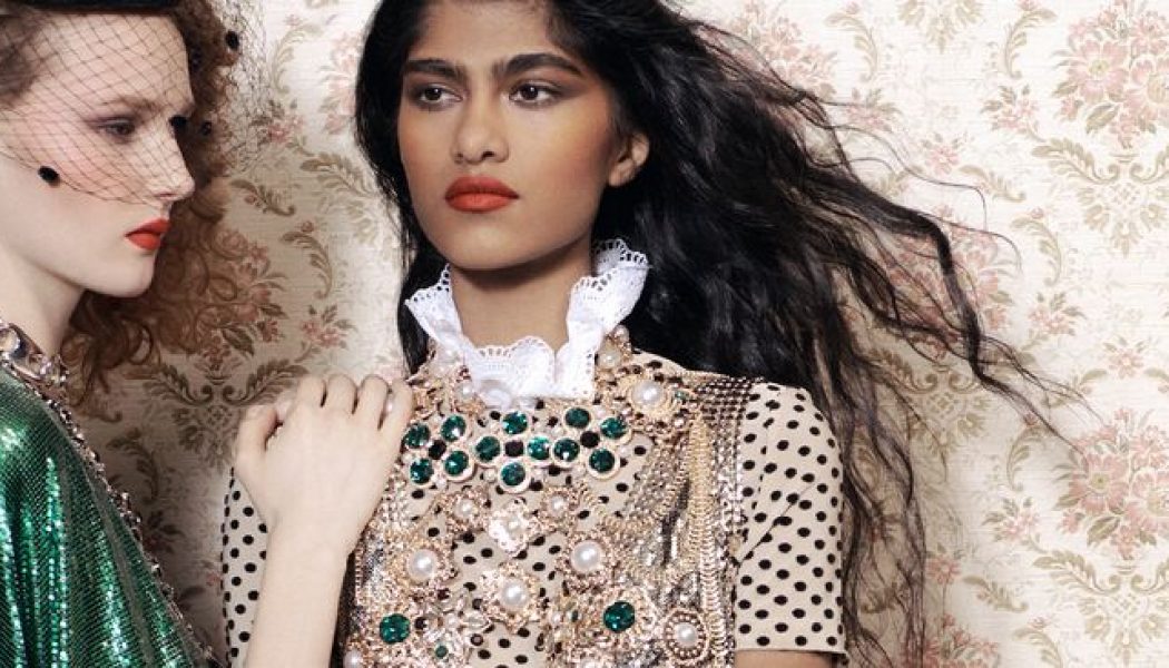 These 5 French Trends Are Now All I Want to Wear