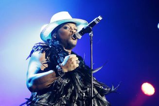 Watch D’Angelo Debut New Song, Cover Smokey Robinson and Lauryn Hill on Verzuz
