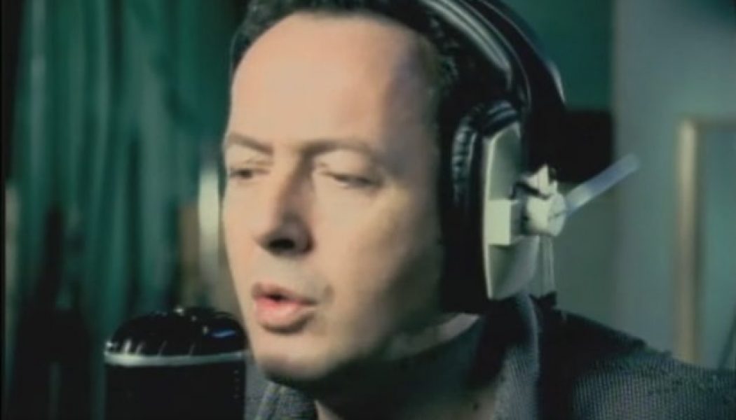 Watch JOE STRUMMER’s Music Video For ‘I Fought The Law’ From ‘Assembly’ Album
