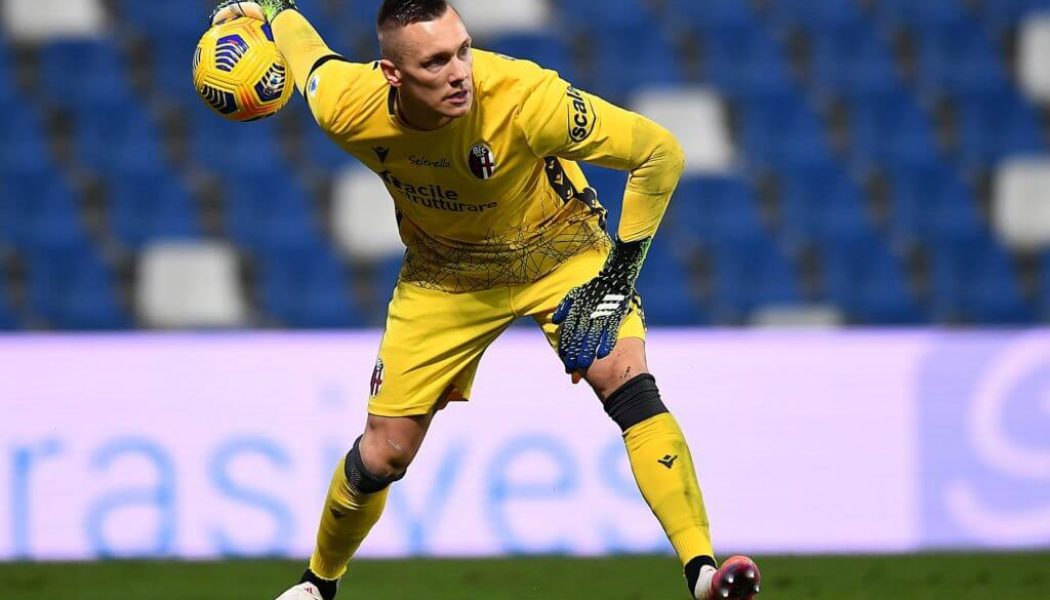 West Ham looking at 29-yr-old as a long-term replacement for first team star