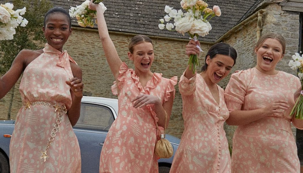 20 Stylish Bridesmaid Dresses to Match the Bride’s Colour Theme