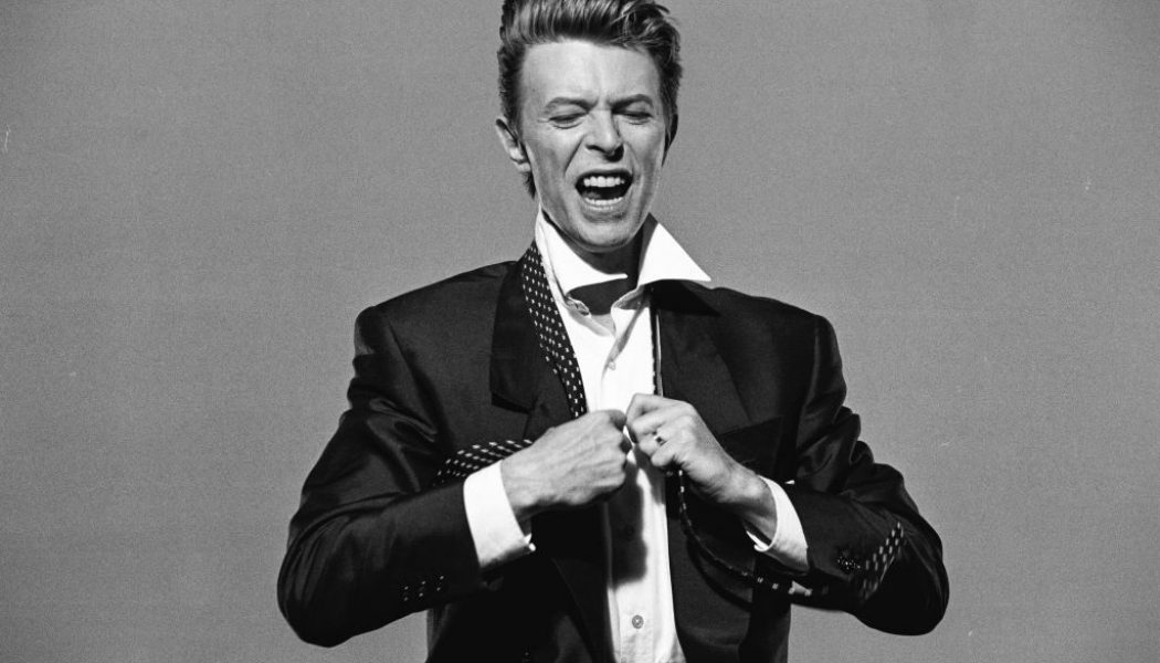 David Bowie Estate Unveils The Man Who Sold the World Companion Album