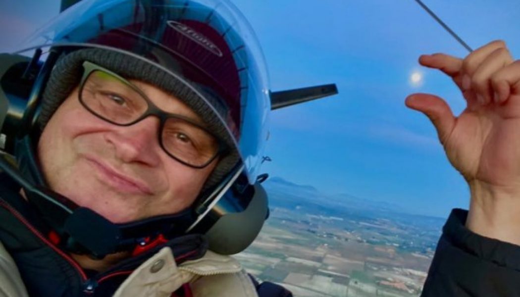 Former METALIUM Bassist LARS RATZ Dies Of Injuries From Ultralight Aircraft Crash