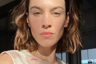 I Just Asked Alexa Chung’s Makeup Artist How to Do Perfect No-Makeup Makeup