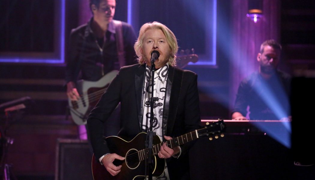 Little Big Town’s Phillip Sweet Tests Positive for COVID-19, Will Sit Out ACM Awards Performance