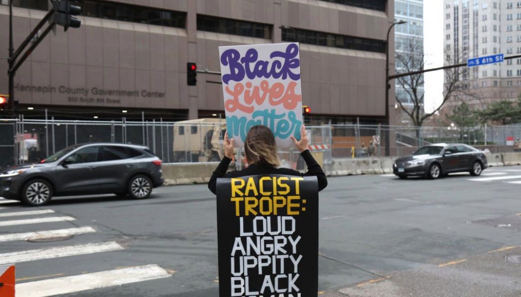 Police Chief Who Ran Training Division Says Chauvin’s Kneel Was Against Department Policy