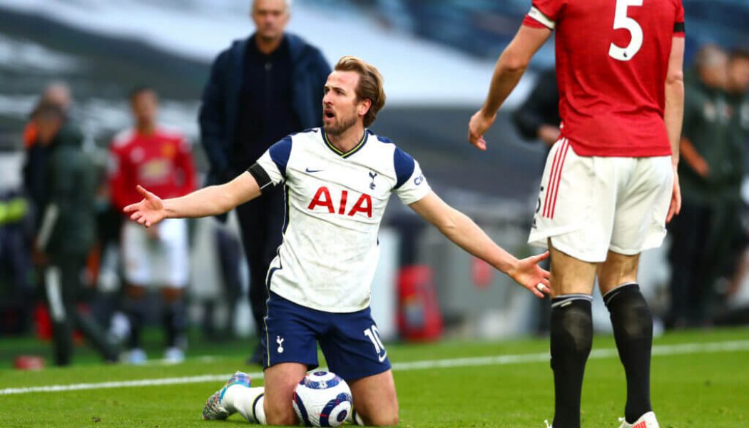 Roy Keane says 29-goal star ‘must be thinking’ about move to Manchester United