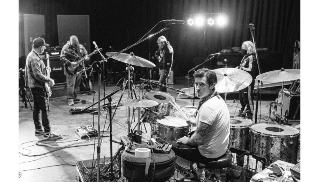 Thursday Announce ‘Signals V3 – Full Devolución’ Anniversary Livestream