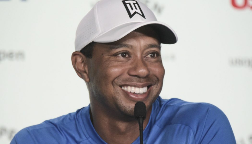 Tiger Woods Up On Crutches 2 Months After Car Accident