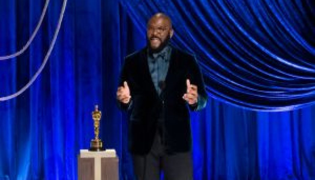 Tyler Perry Accepts Humanitarian Award at 2021 Oscars With Plea To Not Hate Police Officers