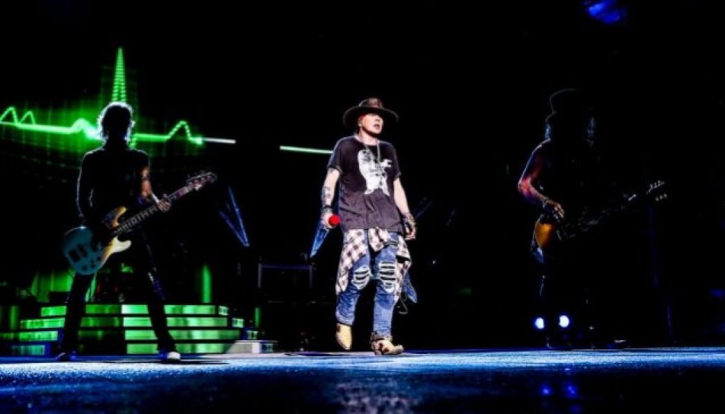Watch Pro-Shot Video Of GUNS N’ ROSES Performing In Brasília, Brazil