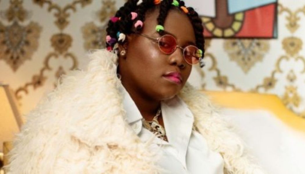 We Should Be Rewarded For Staying In Nigeria – Teni Laments