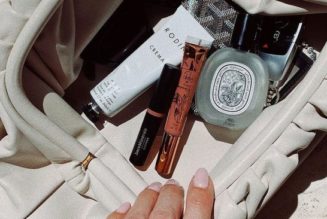 10 Perfumes That Beauty Insiders Agree Are the Best of the Best