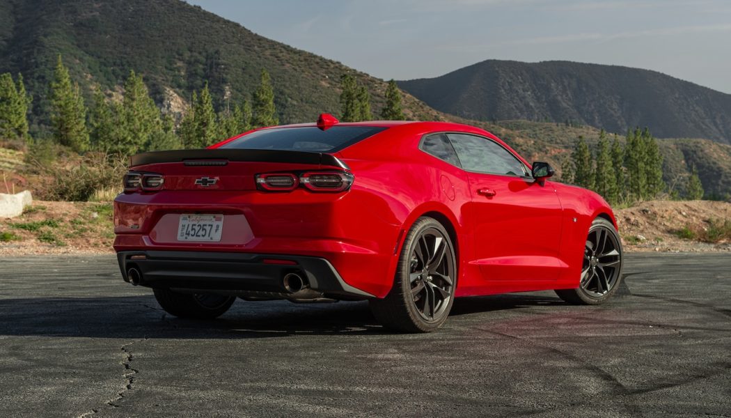 2021 Chevrolet Camaro Turbo 1LE First Test: Its Own Thing