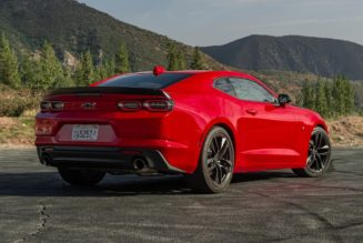 2021 Chevrolet Camaro Turbo 1LE First Test: Its Own Thing
