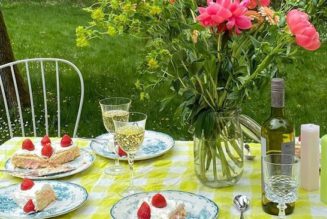 5 Table-Setting Ideas That Will Make You the Very Best Host