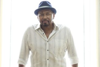 Aaron Neville Announces He’s Retiring From Touring