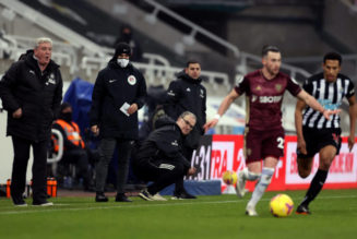 Alan Shearer’s three-word reaction as Steve Bruce pips Leeds boss to award