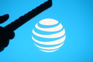 AT&T violated labor law but can still ban workers from recording conversations, NLRB rules