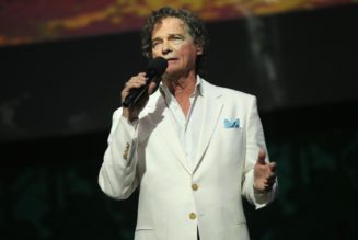 B.J. Thomas’ Biggest Billboard Hits: ‘Raindrops Keep Fallin’ on My Head’ & More