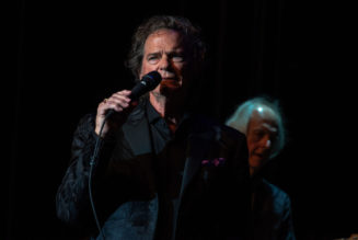 B.J. Thomas, ‘Raindrops Keep Fallin’ on My Head’ Singer, Dies at 78