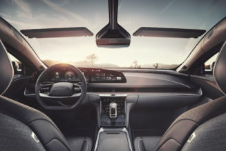 Breathe In the Lucid Air’s Futuristic, Big-Screen Infotainment System