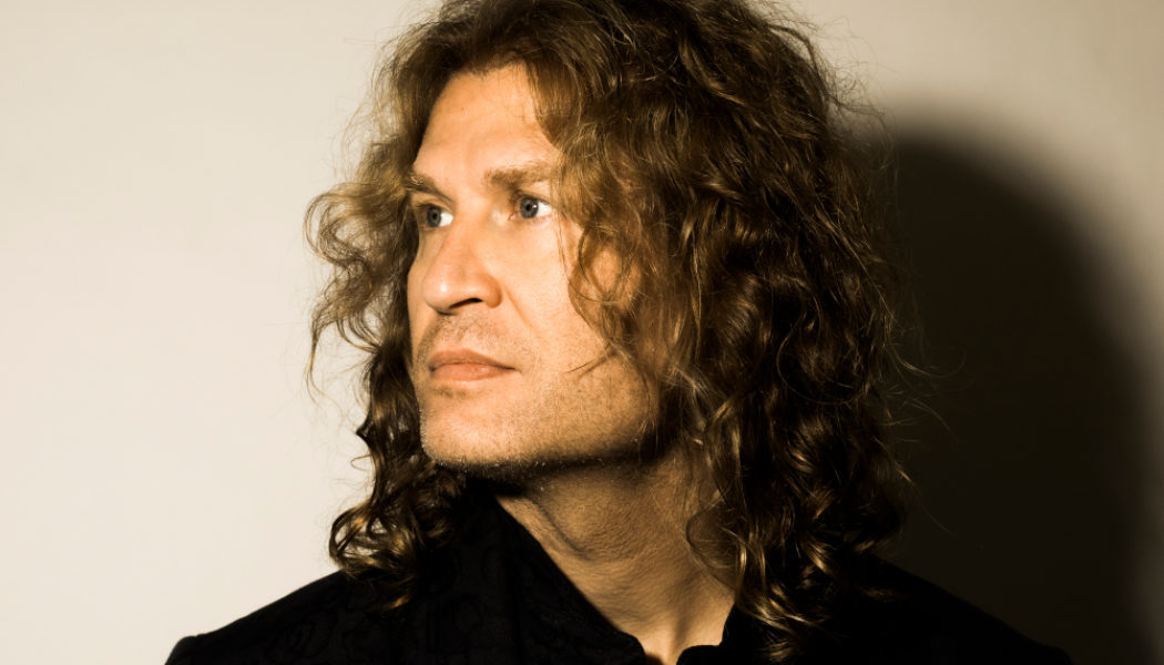 Dave Keuning on New Solo LP, Moving Forward With the Killers