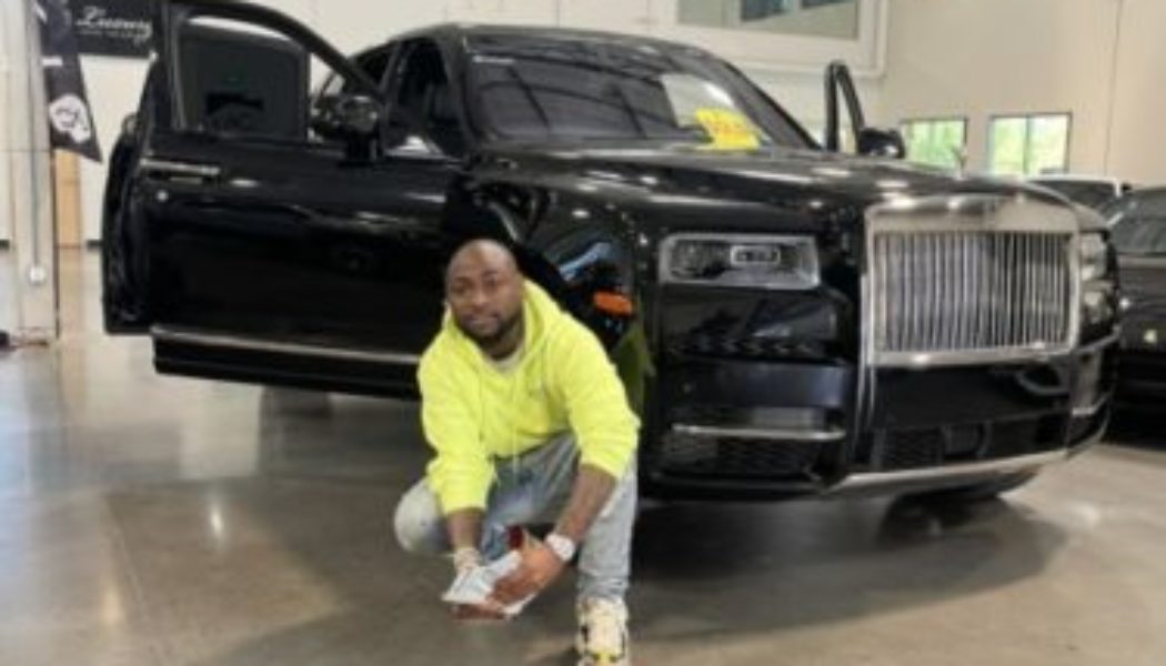 Davido buys himself brand new Rolls Royce 2021 model