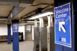 Federal COVID-19 vaccine website launches with Spanish-language version