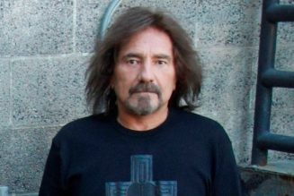 GEEZER BUTLER Says It Was ‘An Incredible Relief’ To Have RONNIE JAMES DIO Writing Lyrics In BLACK SABBATH