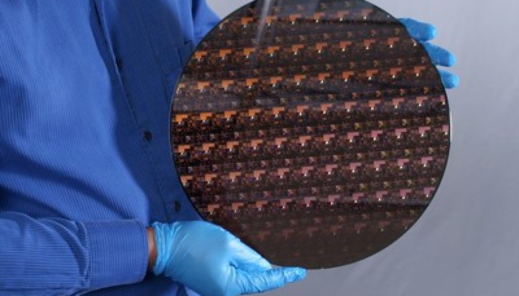IBM Introduces World’s First 2 Nanometer Chip