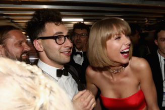 Jack Antonoff Talks Winning Grammys With Taylor Swift, Breaking the Law With Bruce Springsteen: Watch