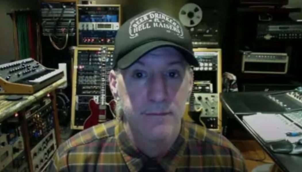 KEITH NELSON Names ‘Top Three Takeaways’ From His Two-Decade Run With BUCKCHERRY