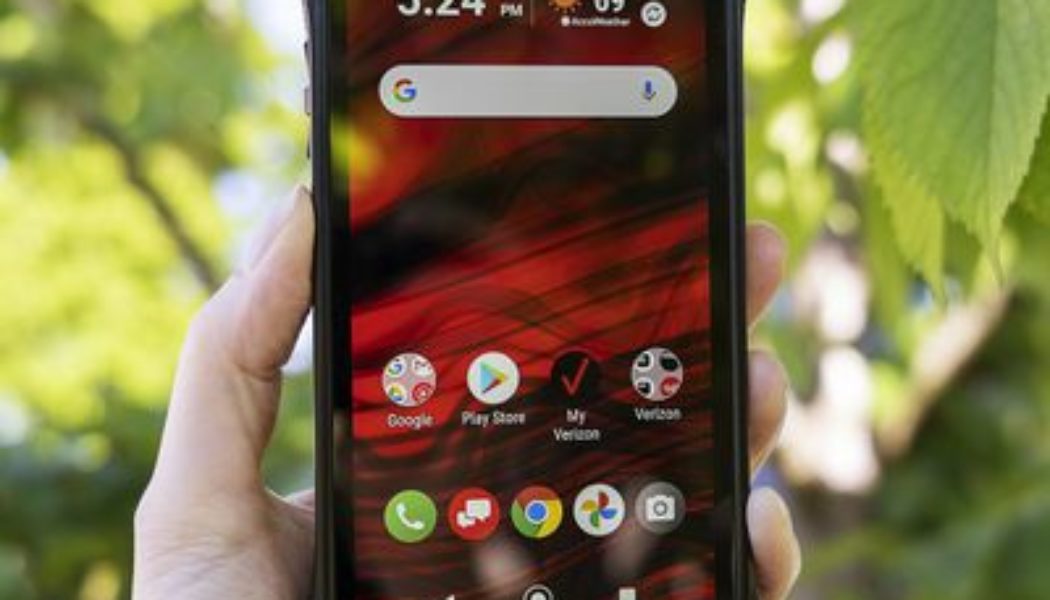 Kyocera DuraForce Ultra 5G UW review: extreme durability for an extreme price