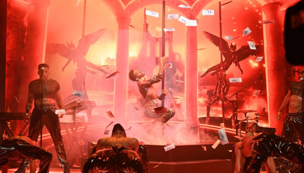 Lil Nas X Rips His Pants on ‘SNL’ While Pole Dancing During ‘Montero (Call Me By Your Name)’: Watch