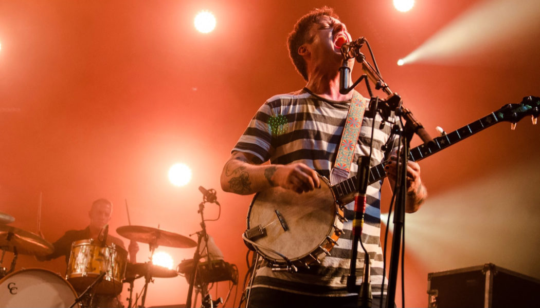 Modest Mouse Announce 2021 US Headlining Tour, Share New Song “Leave a Light On”: Stream