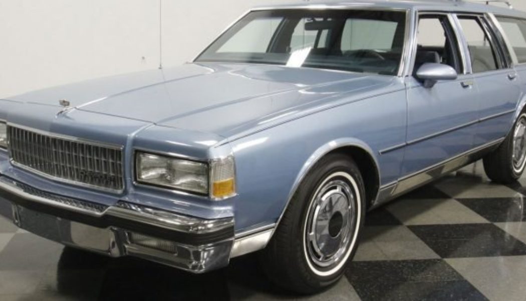 Off-Roading a Lifted Chevy Caprice: Only On Roadkill