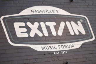 Paramore Raise $45K For Nashville’s Exit/In Club With ‘Tiny Hot Topic B’ Shirt