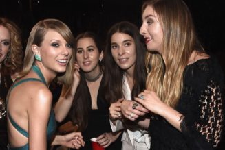 Taylor Swift & Haim Toast Their Brit Awards Wins in Cozy New Pic