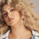 Tori Kelly Delivers the National Anthem at the Kentucky Derby: Watch