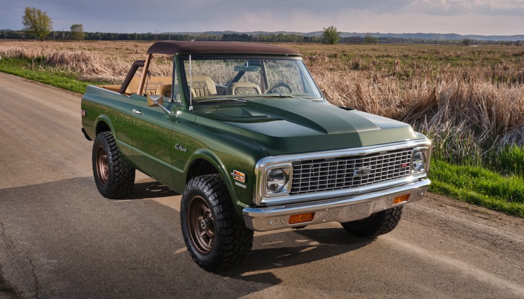1970 Chevrolet K5 Blazer Gets Stunning Ringbrothers Restomod Makeover for Charity
