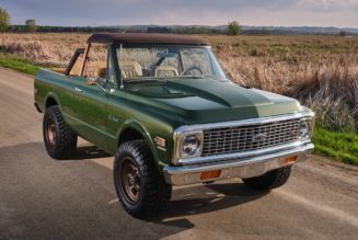 1970 Chevrolet K5 Blazer Gets Stunning Ringbrothers Restomod Makeover for Charity